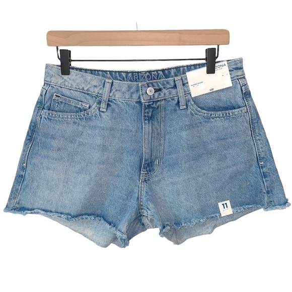 NWT Arizona Hi-Rise Short Jean Shorts Raw Hem Cutoff Light Wash Pockets - Picture 1 of 8
